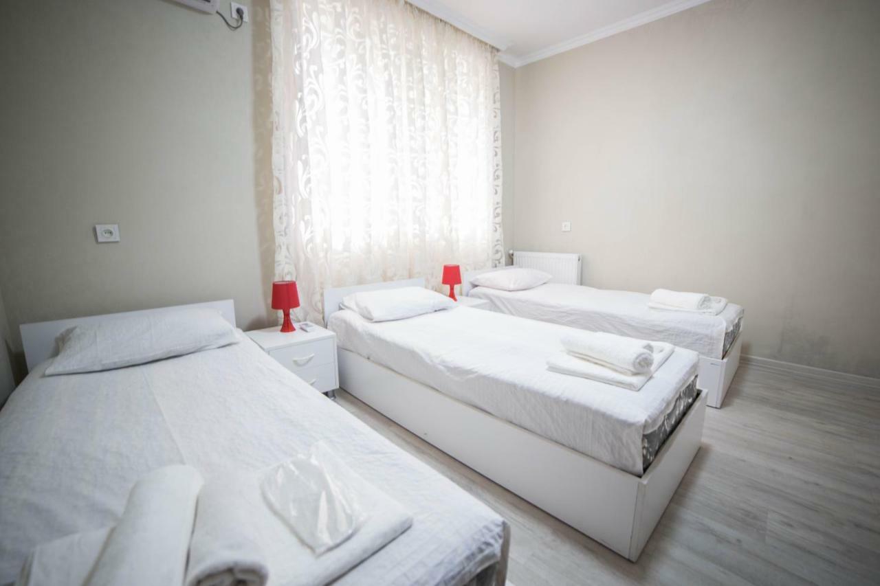 Guest House Theodora Kutaisi Exterior photo