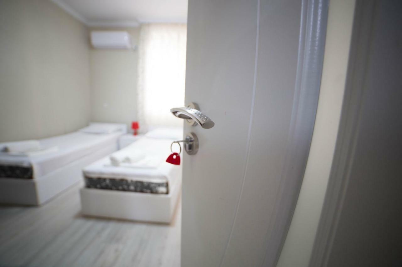 Guest House Theodora Kutaisi Exterior photo