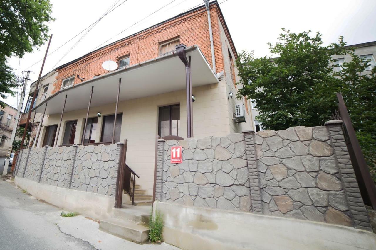 Guest House Theodora Kutaisi Exterior photo